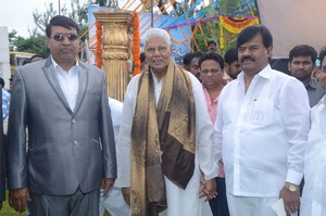 Aakatayi Movie Opening